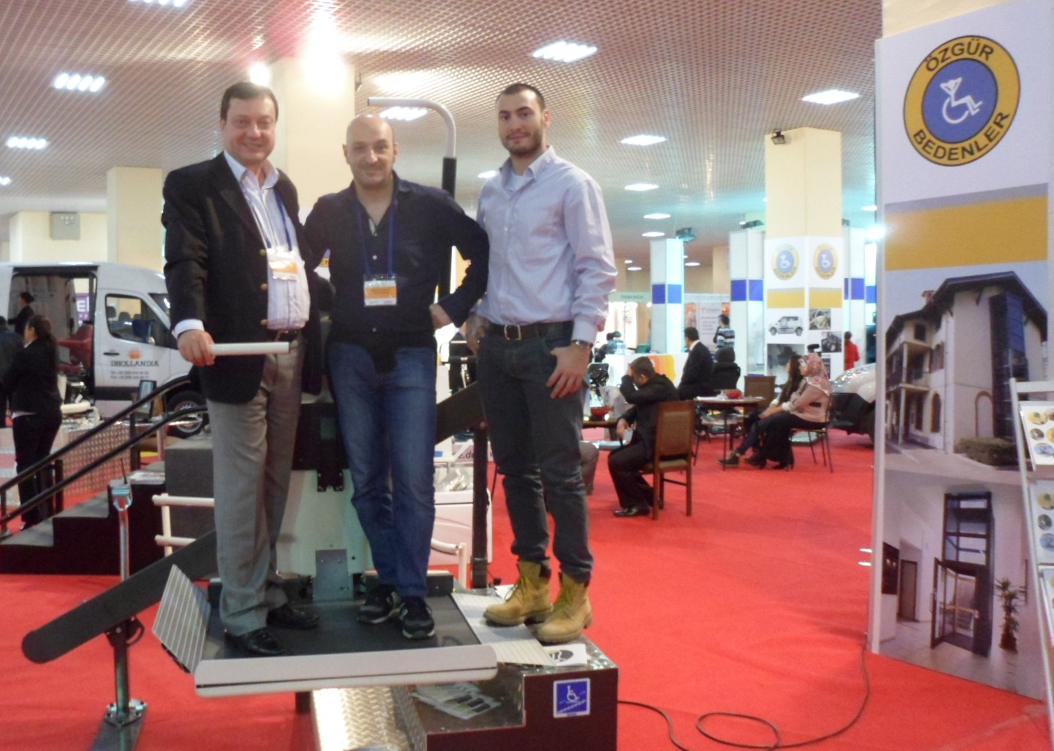 Prodotti e tecnologie al servizio della persona, ampia visibilit per la piatatforma servoscala arcoLif al EYAF EXPO